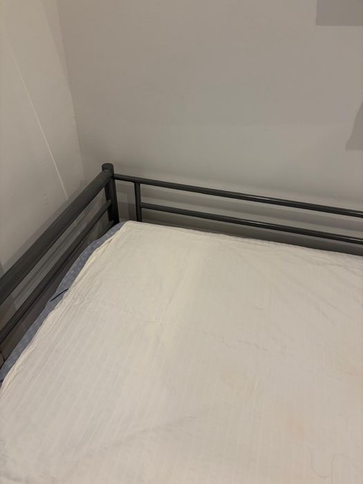 Vendo cama de ferro ikea