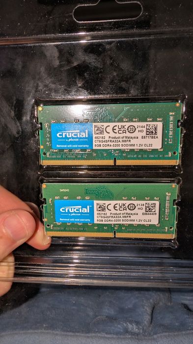 “16GB (2x8GB) DDR4 3200 Crucial portátil”