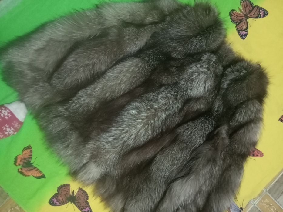 Финский роскошный жилет из дикой чернобурки. Муфточка.