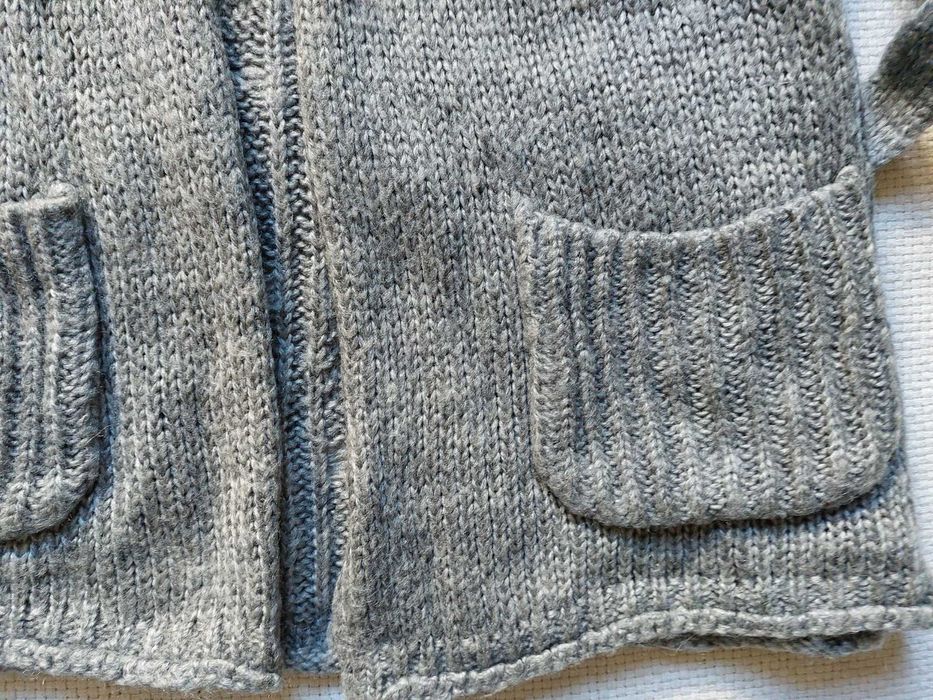 Gap Kids sweter/kamizelka 8T z wełną