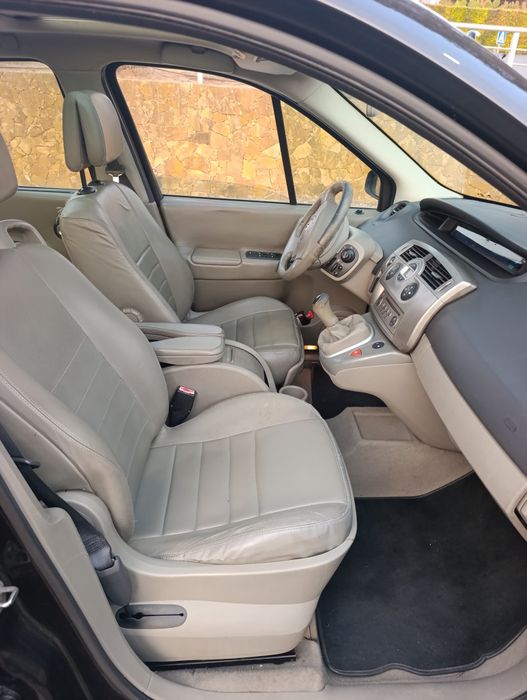 Renault Scenic || 1.5 Dci 7 lugares 2005
