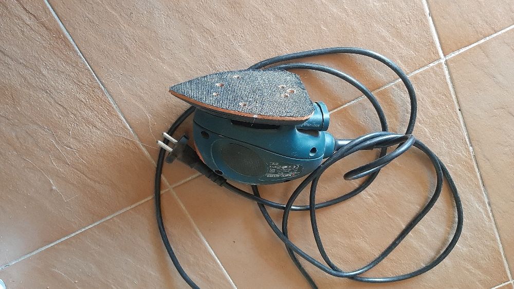 Lixadeira Mouse Black & Decker KA150