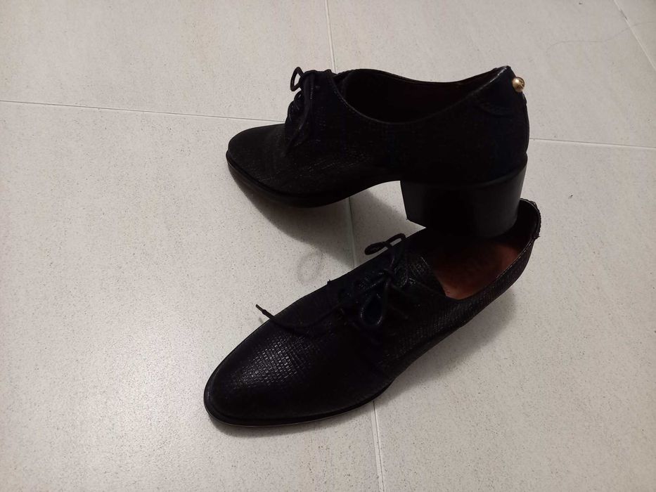 Sapatos novos marca Hispanitas