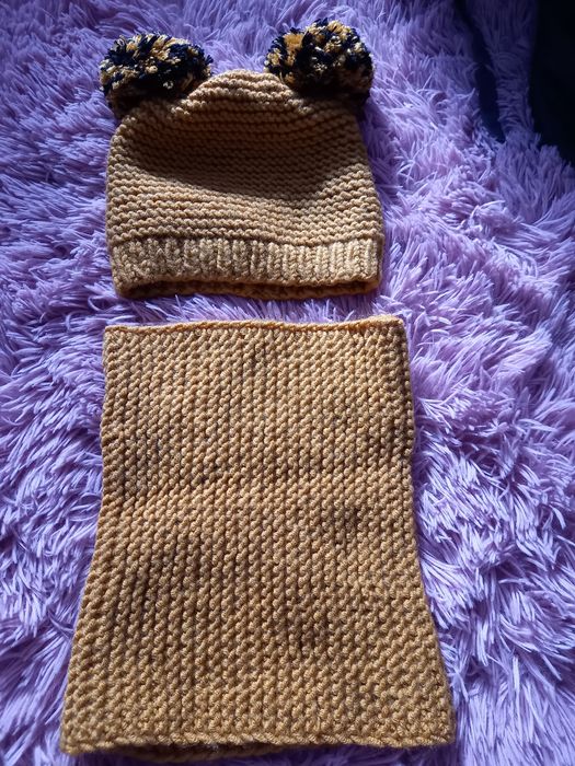 Komplet ręcznie robiony czapka +komin