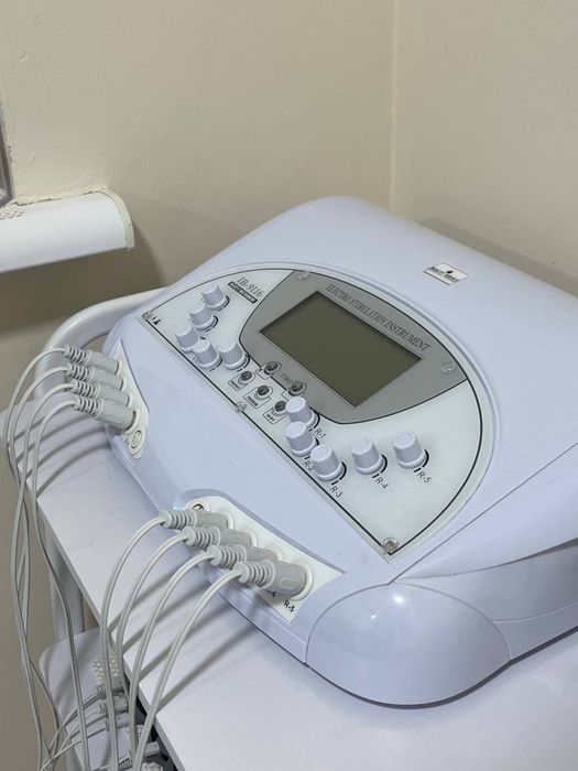 Косметологічний апарат міостимуляції Functions Instrument IB-9116.
