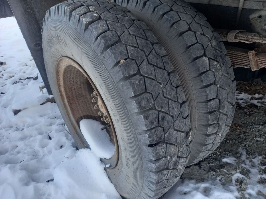 Зіл 130 з документами