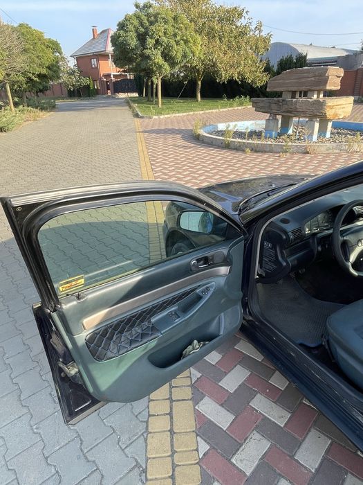 авто audi a4 1.6 бенз