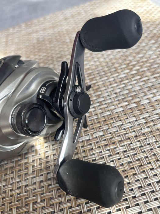 Котушка мультиплікаторна  Shimano Metanium  мульт,бейткастінгова ,кастінгова котушка  japan