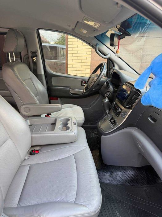 Hyundai Grand Starex 2017 VIN KMJWA37KBHU897038 фото оголошення 14 з 21