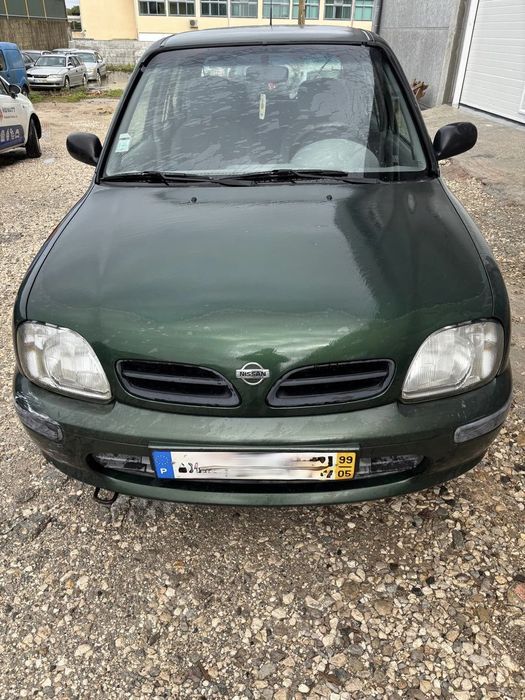 Nissan Micra K11 de 1999 para peças