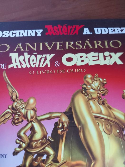 Astérix - O Aniversário de Astérix e Obélix - livro de ouro