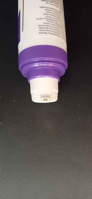CeraVe serum z retinolem