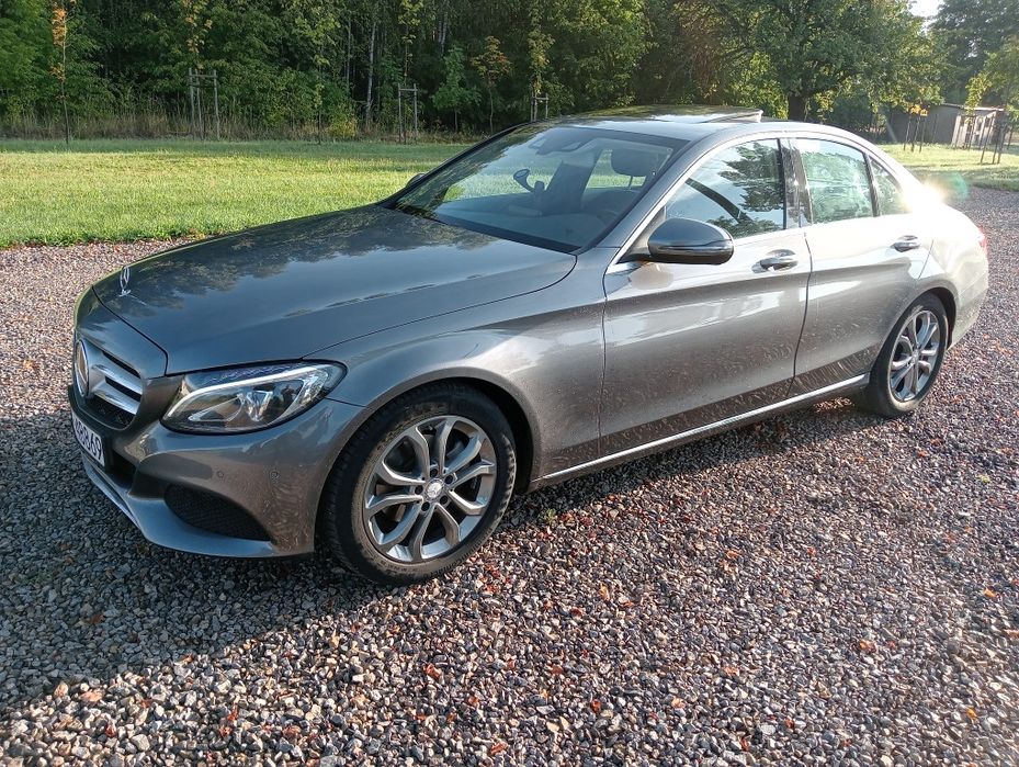 Mercedes C klasa benzyna automat