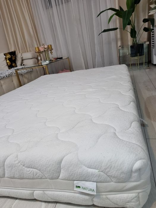 Sprzedam materac 140 x 200