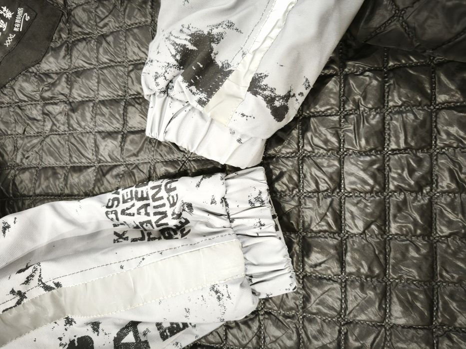 Продам  весняну куртку на підлітка