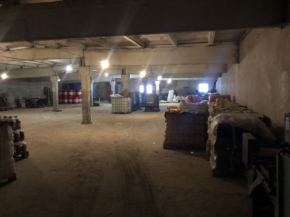 Продам приміщення (ферма)