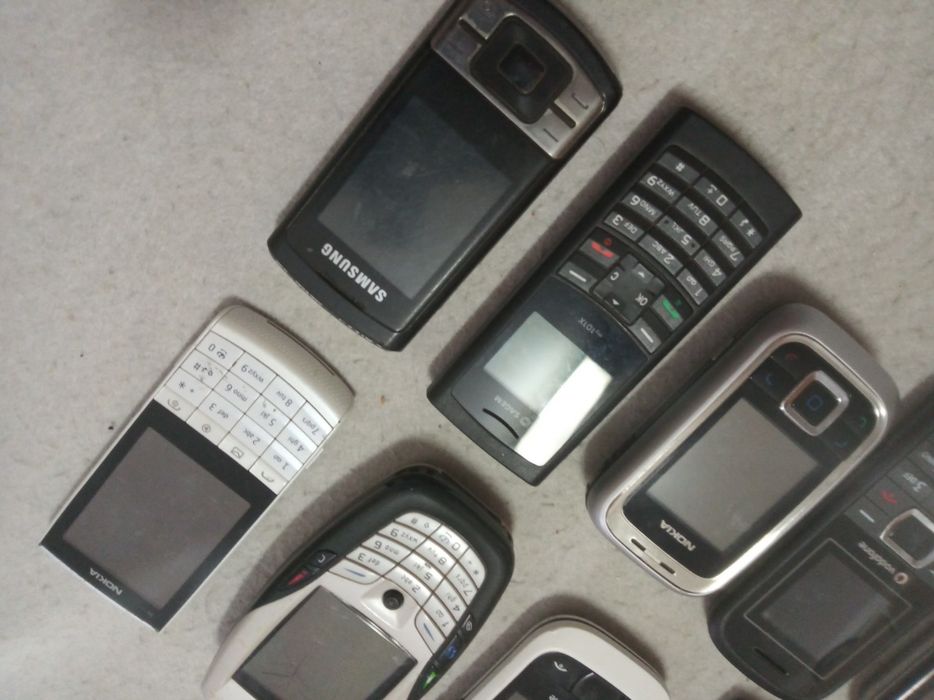 13 TELEMÓVEIS Diversos