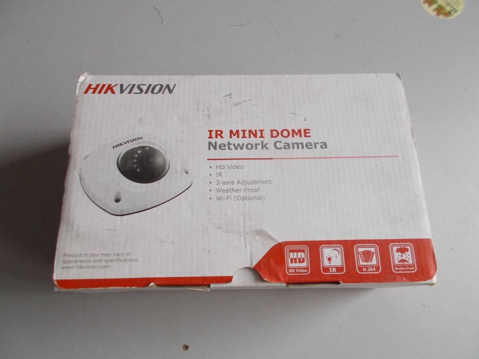 IP камера Hikvision DS-2CD2542FWD-IS (2.8 мм)