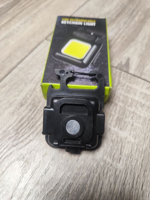 Led ліхтарик карманний USB.