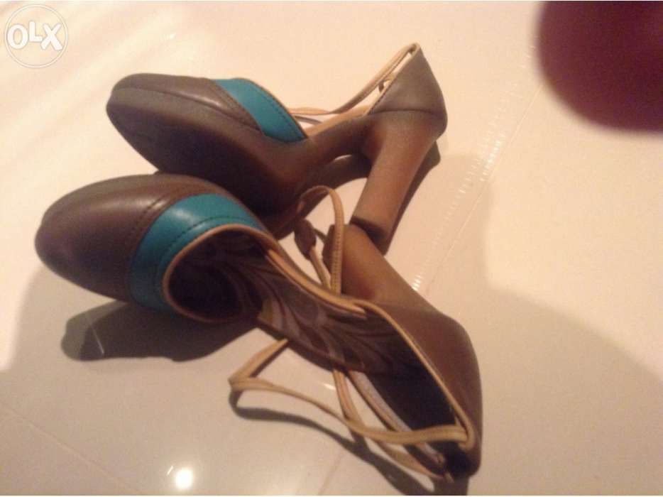 Sapatos fly n 37. Novos