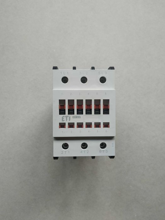 Контактор 95А, котушка 230В