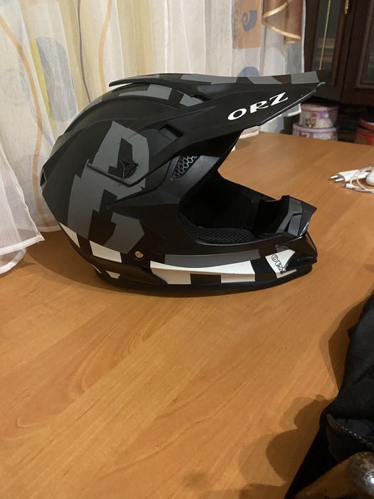 Шлем ORZ.
