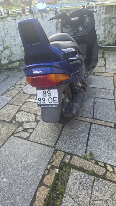 Suzuki burgman 250