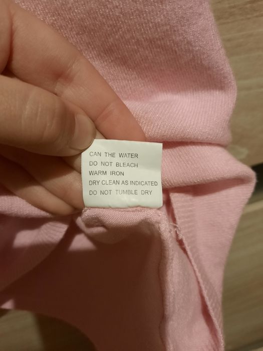 bluzka różowa z różyczkami