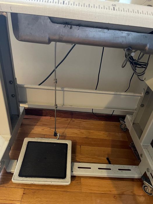 Máquina costura industrial