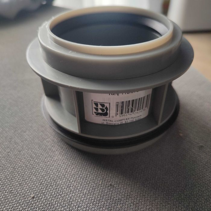Adapter na bosą rurę 110/75 mm
