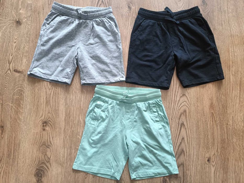 Zestaw spodenek chłopięcych rozmiar 134