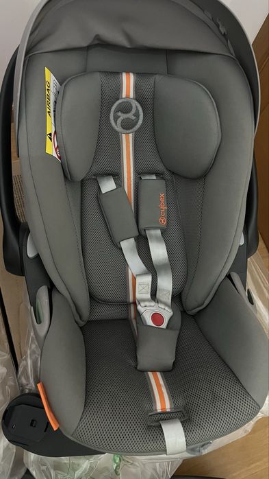 Cybex 2 Cloud G i-Size Plus, 2 Redutores e 2 Adaptadores  - Com Garantia
