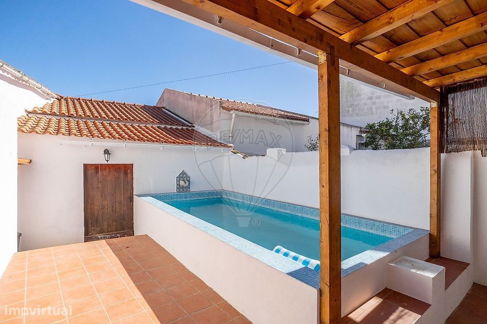 Moradia T4 para venda