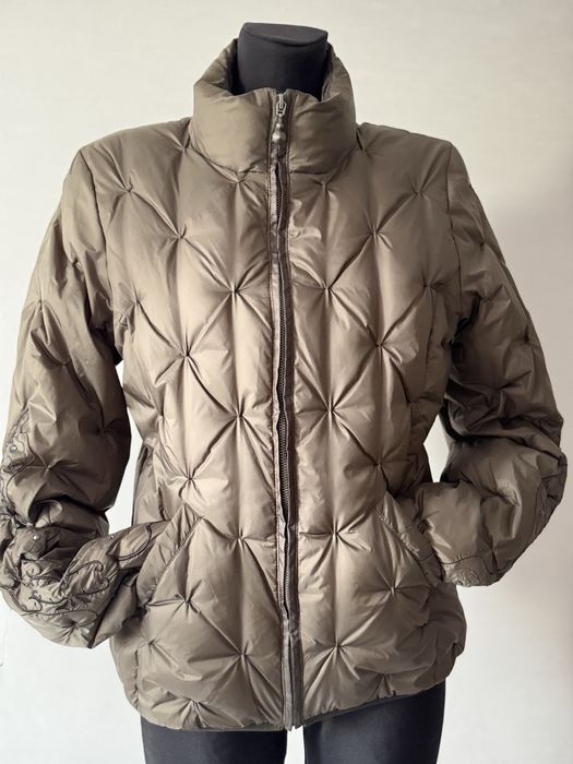 Куртка.Пуховик.  легка,тепла . Натуральний пух.Торг