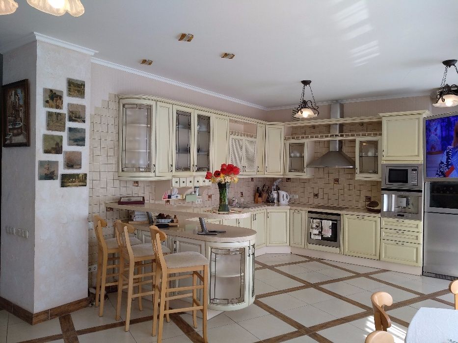 Здам в долгосрочную аренду апартаменты в ЖК Белый Парус