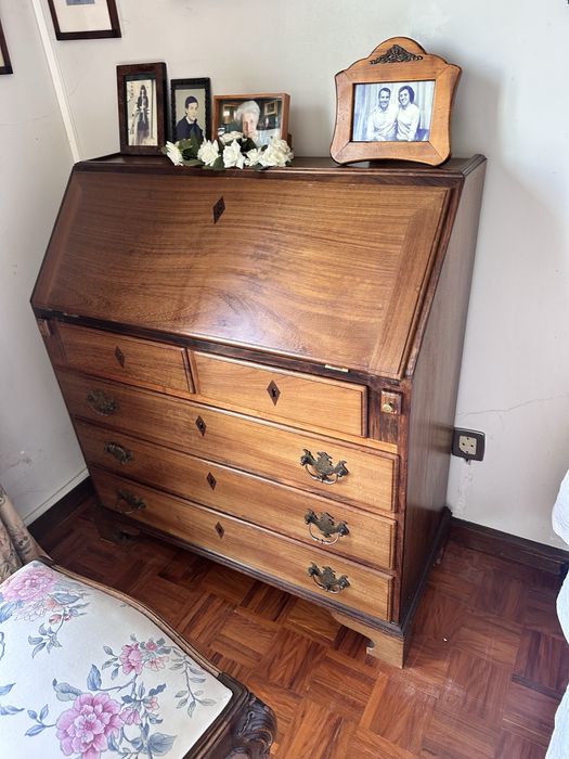 Varios Moveis de quarto - 2 quartos