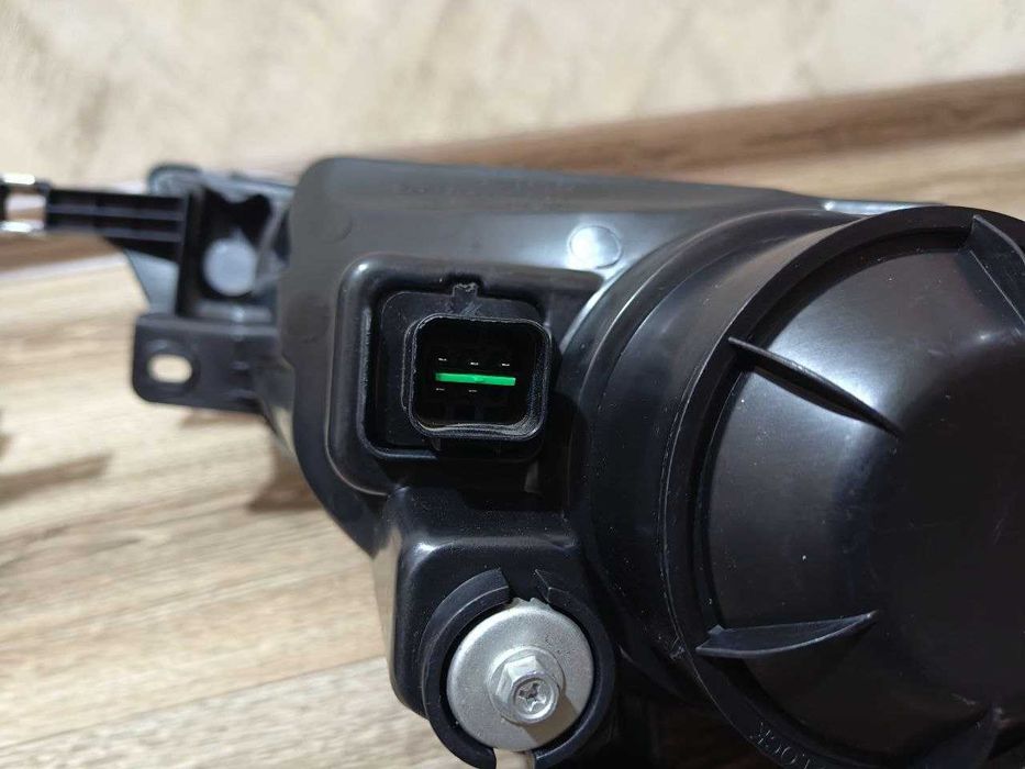 Фара Лачетти хэтчбек левая и правая Lacetti Gentra Джентра передняя