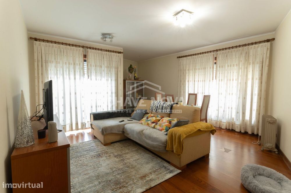 Excelente apartamento T2 em Oliveira do Douro — Oliveira do Douro, Porto