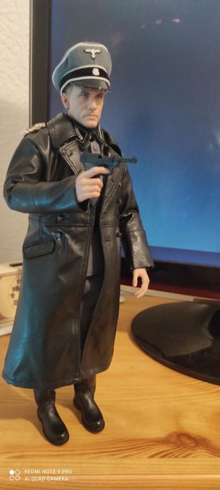 Figurka hot toys Bękarty wojny skala 1:6
