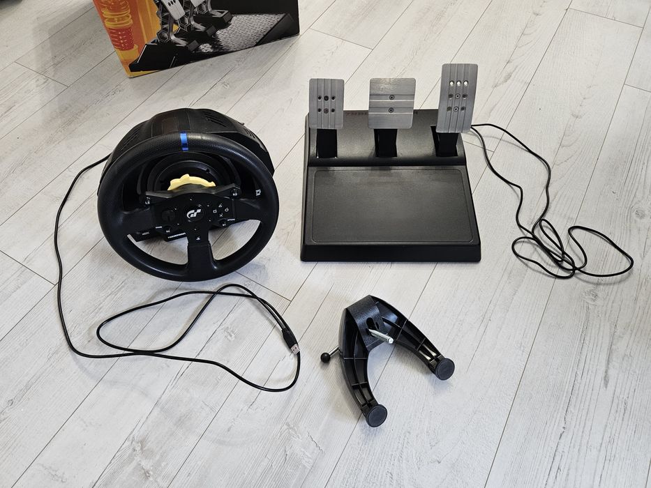 Thrustmaster T300 GT GranTurismo kierownica + pedały