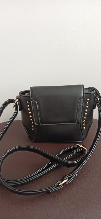 Torebka mała na ramię czarna