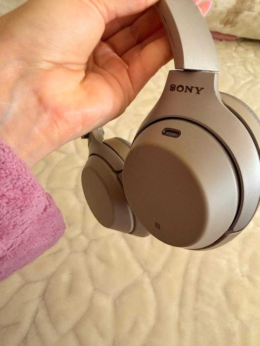 Headphones Sony WH-100XM4
