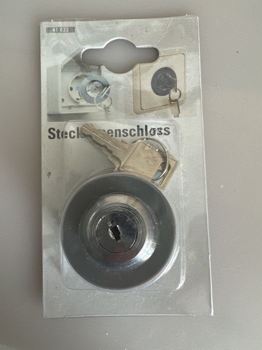 Protetor de tomada com chave