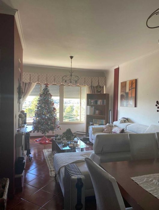 Apartamento T3 com excelente localização em Santarém