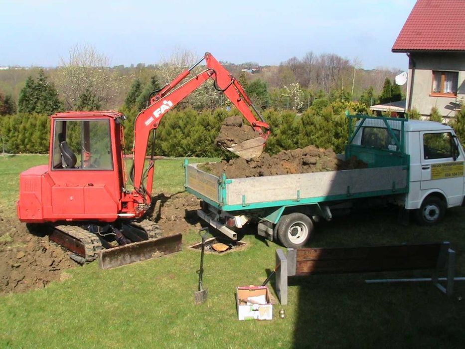 Minikoparka Koparko-ładowarka Wywrotka