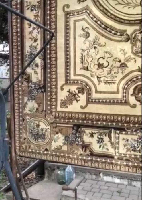 Килим вовняний у відмінному стані