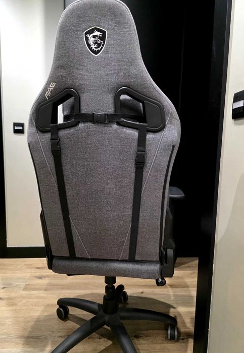 Cadeira gaming Msi
