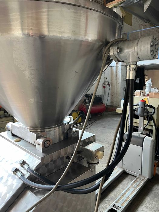 Nadziewarka próżniowa Talleres Cato 250 litrów