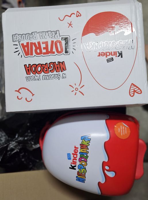 Walizeczka dziecięca kinder NOWA + naklejki