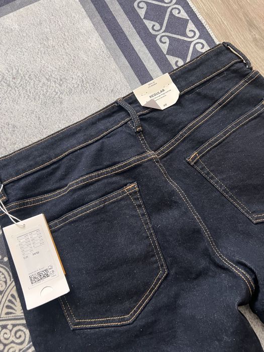 Джинсы новые темно-синие H&M
